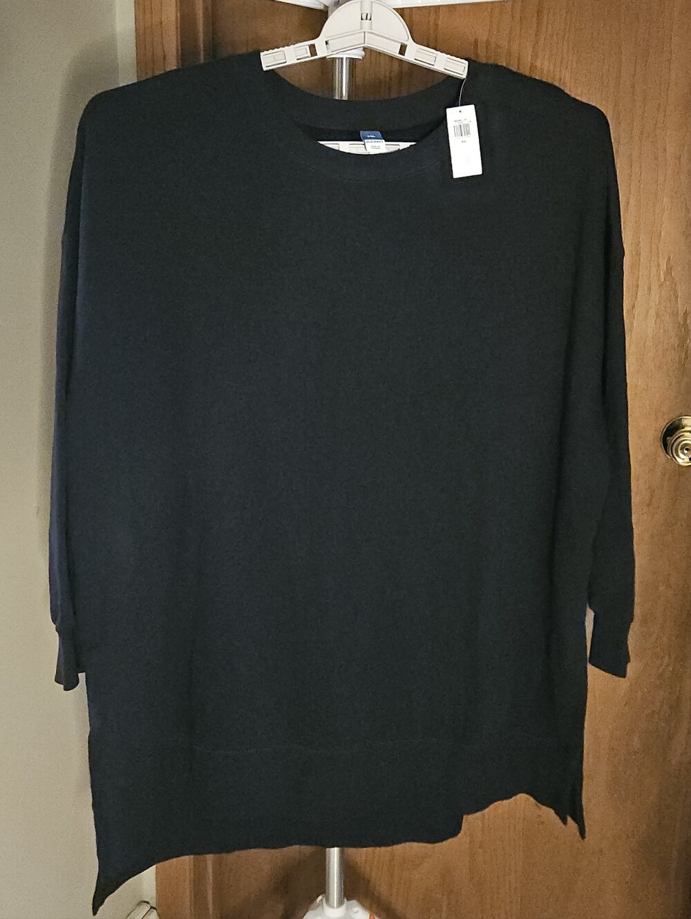 Old Navy Black Women's Crewneck Sweatshirt